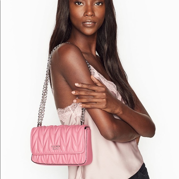 VS Chevron Quilt Small Bond Street Shoulder Bag - Picture 5 of 7